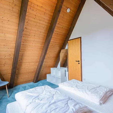 Ferienwohnpark Nurdachhaus Typ 8 *